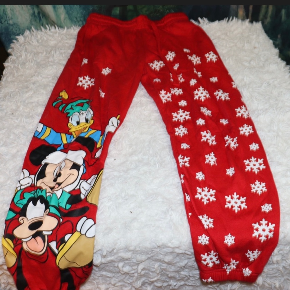 Women’s Disney Holiday Themed Sweat Pants